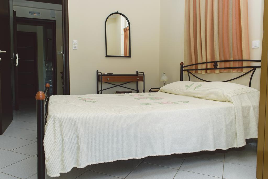 Sofia Apartment Gythio Bilik gambar