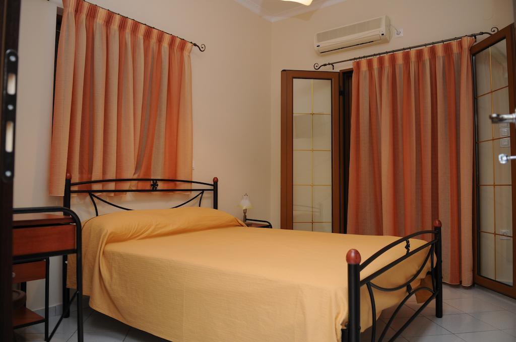 Sofia Apartment Gythio Bilik gambar